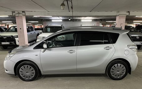 Toyota Verso I, 2010 год, 1 275 000 рублей, 9 фотография