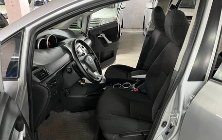 Toyota Verso I, 2010 год, 1 275 000 рублей, 17 фотография