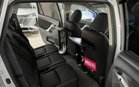 Toyota Verso I, 2010 год, 1 275 000 рублей, 19 фотография
