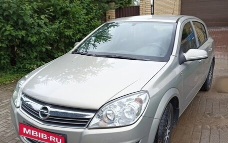 Opel Astra H, 2008 год, 1 000 000 рублей, 10 фотография
