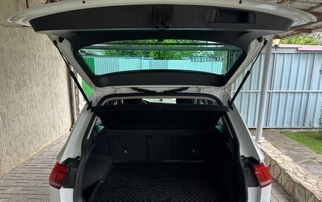 Volkswagen Tiguan II, 2017 год, 2 200 000 рублей, 7 фотография