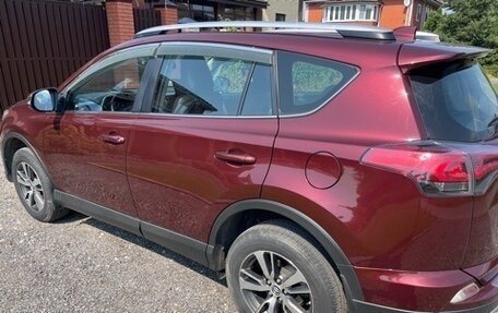 Toyota RAV4, 2019 год, 2 700 000 рублей, 3 фотография