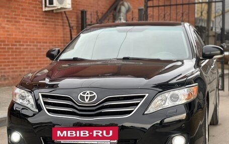 Toyota Camry, 2011 год, 1 300 000 рублей, 4 фотография