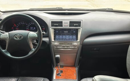 Toyota Camry, 2011 год, 1 300 000 рублей, 22 фотография