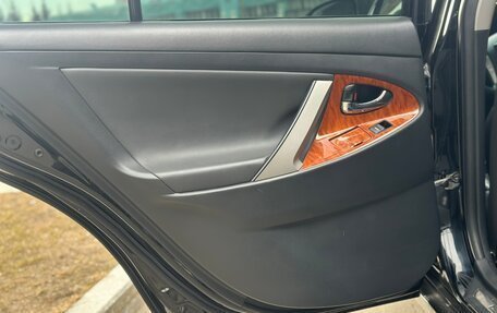 Toyota Camry, 2011 год, 1 300 000 рублей, 38 фотография
