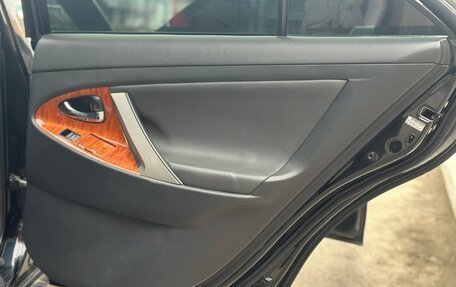 Toyota Camry, 2011 год, 1 300 000 рублей, 39 фотография