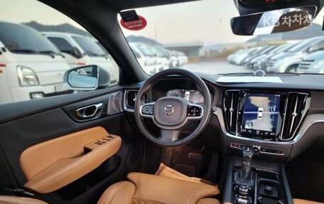 Volvo S60 III, 2022 год, 2 745 000 рублей, 6 фотография