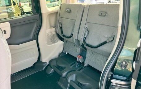 Honda N-BOX II, 2021 год, 670 000 рублей, 24 фотография
