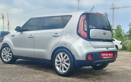 KIA Soul II рестайлинг, 2017 год, 1 250 000 рублей, 3 фотография