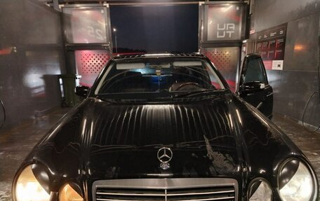 Mercedes-Benz E-Класс, 1998 год, 590 000 рублей, 1 фотография
