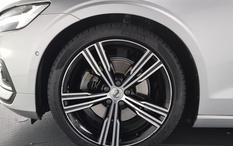 Volvo S60 III, 2021 год, 2 170 000 рублей, 19 фотография