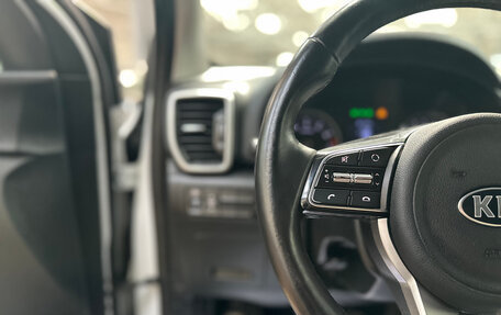 KIA Sportage IV рестайлинг, 2021 год, 1 990 000 рублей, 16 фотография