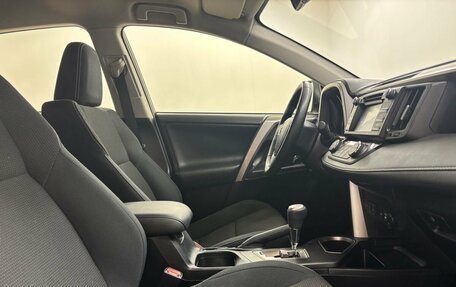 Toyota RAV4, 2016 год, 2 559 000 рублей, 12 фотография
