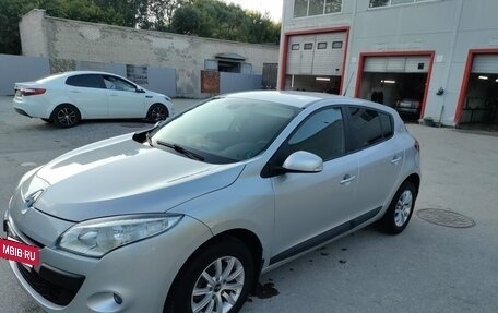 Renault Megane III, 2011 год, 790 000 рублей, 2 фотография