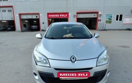 Renault Megane III, 2011 год, 790 000 рублей, 3 фотография