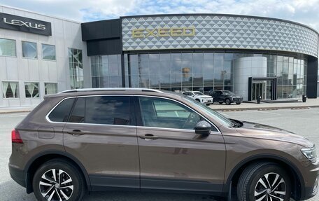 Volkswagen Tiguan II, 2019 год, 2 785 000 рублей, 3 фотография