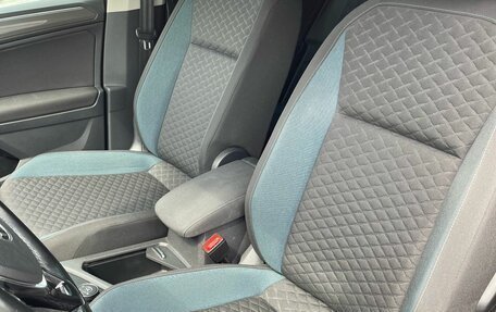 Volkswagen Tiguan II, 2019 год, 2 785 000 рублей, 10 фотография
