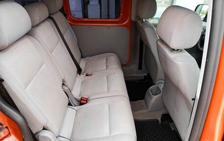Volkswagen Caddy III рестайлинг, 2006 год, 649 900 рублей, 15 фотография