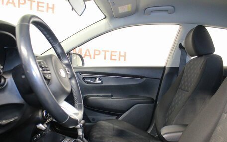 KIA Rio IV, 2018 год, 1 662 000 рублей, 9 фотография