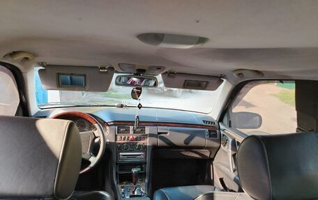 Mercedes-Benz E-Класс, 1998 год, 590 000 рублей, 11 фотография