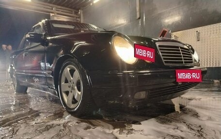 Mercedes-Benz E-Класс, 1998 год, 590 000 рублей, 10 фотография