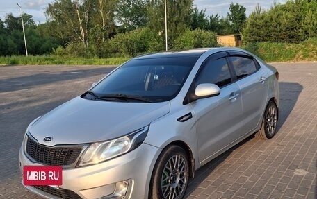 KIA Rio III рестайлинг, 2011 год, 750 000 рублей, 3 фотография