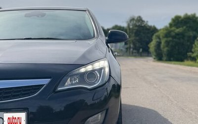 Opel Astra J, 2011 год, 850 000 рублей, 1 фотография