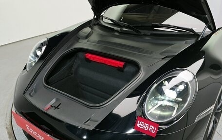 Porsche 911, 2021 год, 10 700 000 рублей, 19 фотография