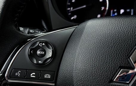 Mitsubishi Outlander III рестайлинг 3, 2019 год, 2 249 000 рублей, 17 фотография