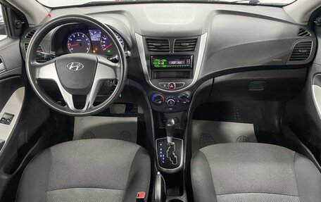 Hyundai Solaris II рестайлинг, 2013 год, 899 000 рублей, 9 фотография
