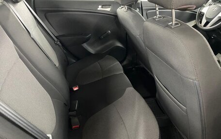 Hyundai Solaris II рестайлинг, 2013 год, 899 000 рублей, 19 фотография