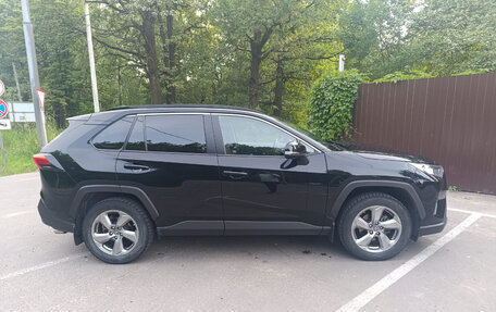 Toyota RAV4, 2019 год, 3 100 000 рублей, 4 фотография
