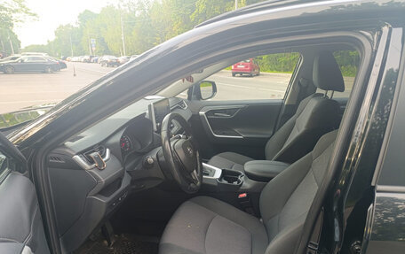 Toyota RAV4, 2019 год, 3 100 000 рублей, 5 фотография