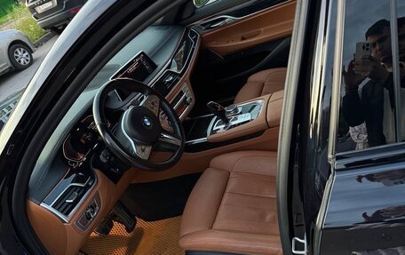 BMW 7 серия, 2021 год, 7 090 000 рублей, 10 фотография