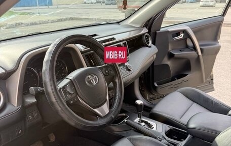 Toyota RAV4, 2017 год, 2 555 000 рублей, 15 фотография