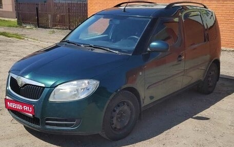 Skoda Roomster, 2010 год, 600 000 рублей, 7 фотография