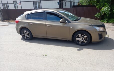 Chevrolet Cruze II, 2013 год, 620 000 рублей, 3 фотография
