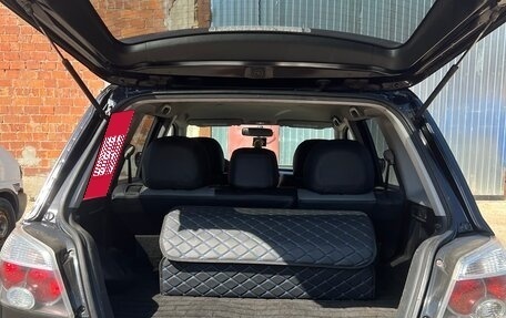 Mitsubishi Outlander III рестайлинг 3, 2004 год, 800 000 рублей, 5 фотография