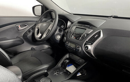 Hyundai ix35 I рестайлинг, 2013 год, 1 039 000 рублей, 10 фотография