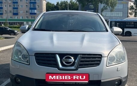 Nissan Qashqai, 2008 год, 750 000 рублей, 2 фотография