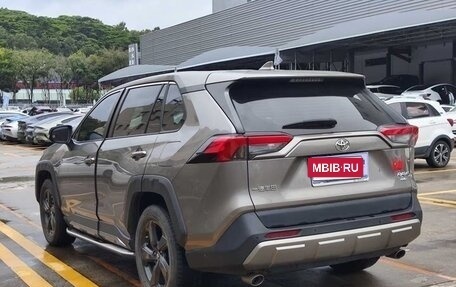 Toyota RAV4, 2023 год, 2 473 000 рублей, 6 фотография