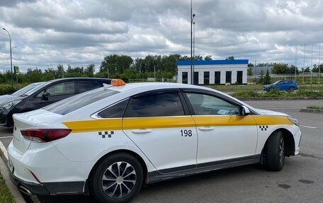 Hyundai Sonata VII, 2019 год, 1 190 000 рублей, 5 фотография