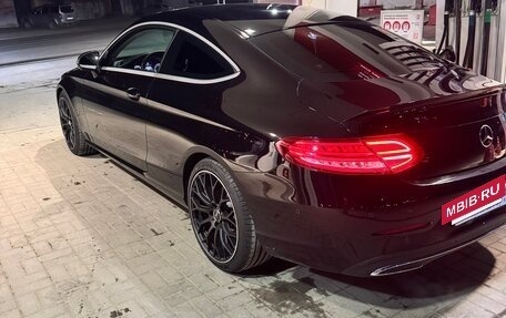 Mercedes-Benz C-Класс, 2017 год, 2 850 000 рублей, 13 фотография