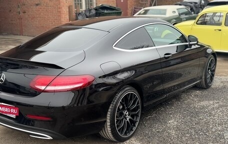 Mercedes-Benz C-Класс, 2017 год, 2 850 000 рублей, 10 фотография