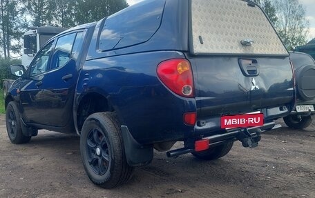 Mitsubishi L200 IV рестайлинг, 2008 год, 900 000 рублей, 12 фотография