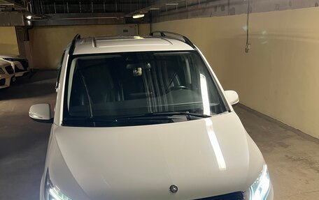 Mercedes-Benz V-Класс, 2014 год, 3 590 000 рублей, 3 фотография