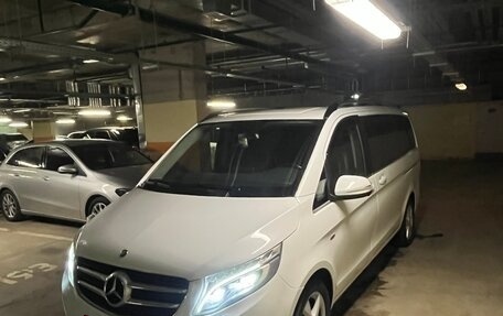 Mercedes-Benz V-Класс, 2014 год, 3 590 000 рублей, 4 фотография