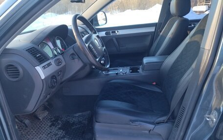 Volkswagen Touareg III, 2009 год, 900 000 рублей, 3 фотография