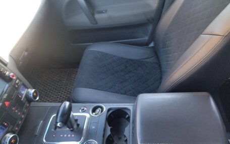 Volkswagen Touareg III, 2009 год, 900 000 рублей, 16 фотография