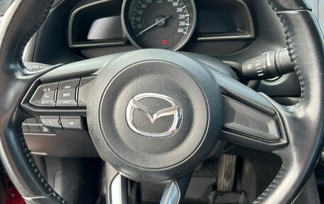 Mazda 3, 2018 год, 1 950 000 рублей, 10 фотография